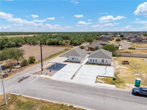 5333 Vision St, Rio Grande City, TX, 78582-2334 | Card Image