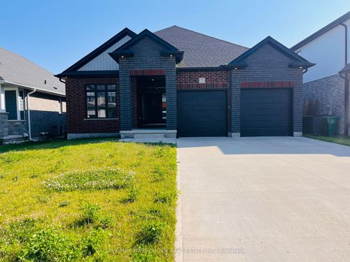 {{alt}} | Card Image