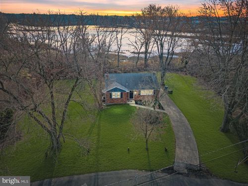 126 Fairfax Dr, CINNAMINSON, NJ, 08077-2133 | Card Image