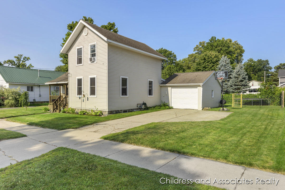 Elm St, Sparta, MI 49345 #1