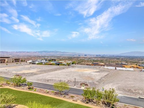 5 Stonecutter Ct, Henderson, NV, 89012-7296 | Card Image
