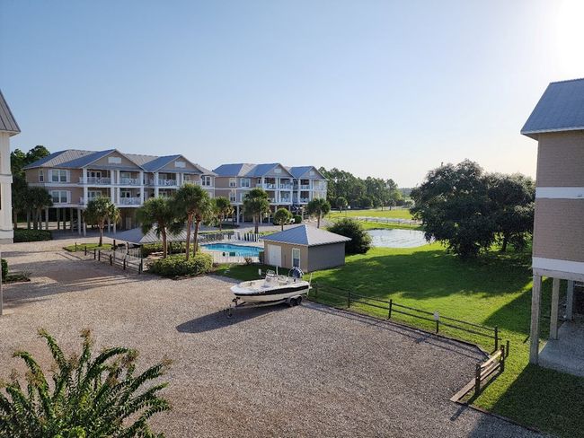 E203 - 245 E 3rd Ave, Condo with 2 bedrooms, 2 bathrooms and null parking in Horseshoe Beach FL | Image 16