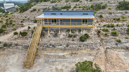 462 Ledgeview Dr, Canyon Lake, TX, 78133-4935 | Card Image