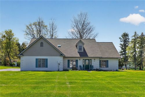 11 Pen Web Park, Webster, NY, 14580-2260 | Card Image