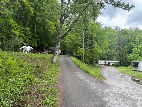 345 Hamblen St S, Big Stone Gap, VA, 24219-3007 | Card Image