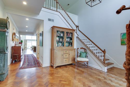 54-4011 Dumaine Way, Memphis, TN, 38117-2909 | Card Image
