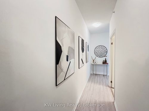 706-8323 Kennedy Rd, Unionville, ON, L3R5W7 | Card Image