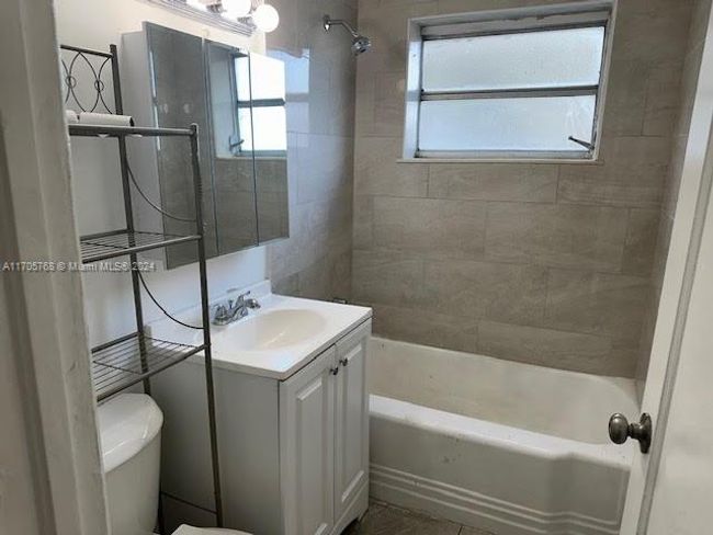 APT-2C - 424 Ne 82 Nd St, Condo with 2 bedrooms, 1 bathrooms and null parking in Miami FL | Image 8