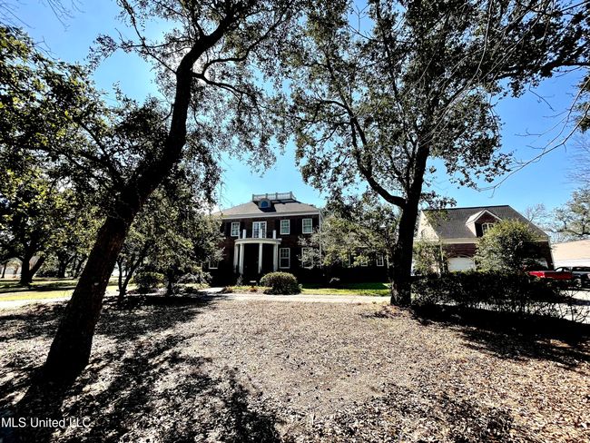 Front yard | Image 34