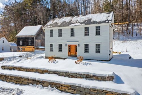 146 Main St, East Thetford, VT, 05043-9668 | Card Image