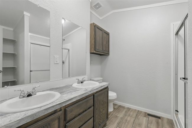 1010 Hopi Ct, House other with 2 bedrooms, 2 bathrooms and null parking in Granbury TX | Image 13