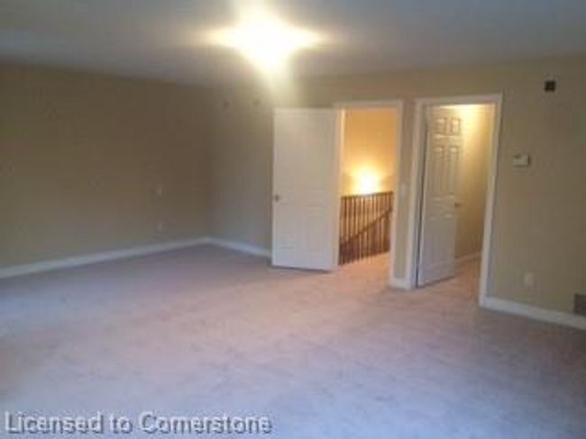 225 Park St S, Townhouse with 2 bedrooms, 0 bathrooms and 2 parking in Hamilton ON | Image 9