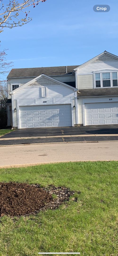 600-600 Wedgewood Cir, Lake In The Hills, IL, 60156-6262 | Card Image