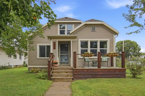 1324 Sherwin Ave, Eau Claire, WI, 54701-4258 | Card Image