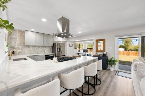 1006 Hollybluff St, Austin, TX, 78753-3930 | Card Image