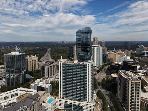 2507-3324 Peachtree Rd Ne, Atlanta, GA, 30326-1483 | Card Image