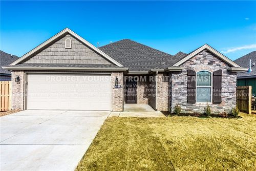 4530 W Divide Dr, Fayetteville, AR, 72704-4020 | Card Image