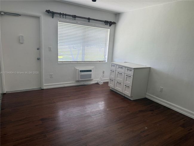 APT-12 - 3800 Ne 21 St Ave, Home with 1 bedrooms, 1 bathrooms and null parking in Lighthouse Point FL | Image 5