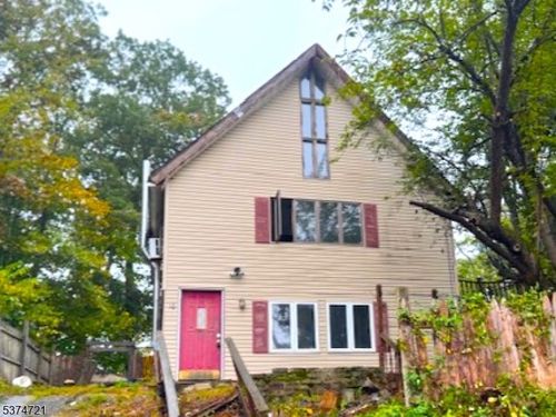 10 Summit Dr, Sussex, NJ, 07461-1240 | Card Image