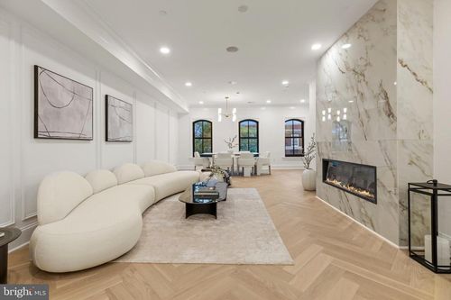 302-733 Euclid St Nw, WASHINGTON, DC, 20001-2211 | Card Image