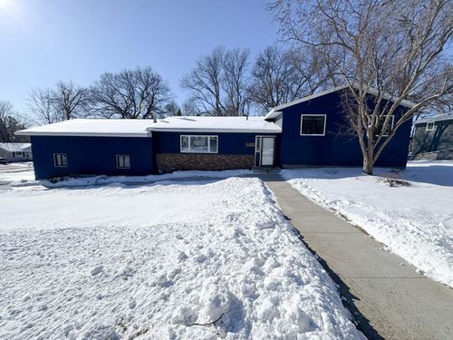 336 E Cherry Ave, Fergus Falls, MN, 56537-1442 | Card Image