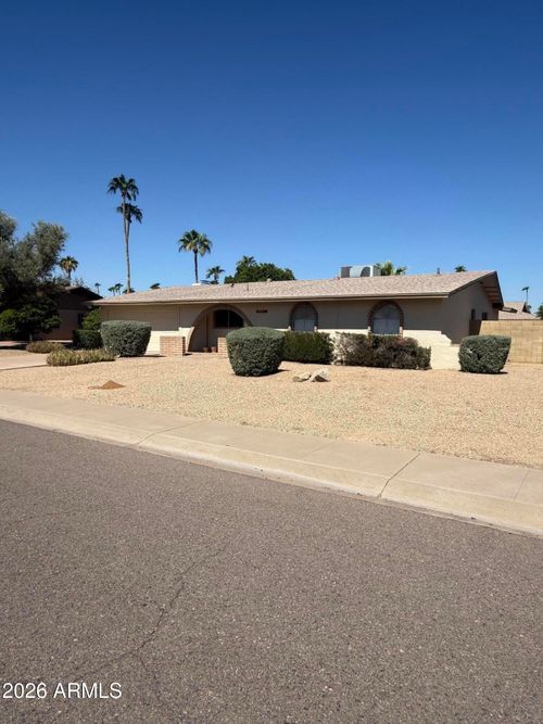 5010 E Laurel Lane, Scottsdale, AZ, 85254 | Card Image