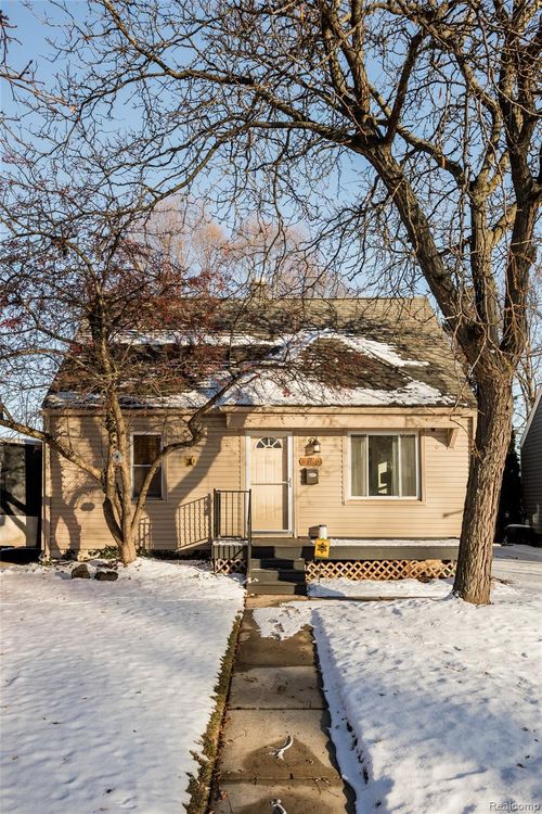 3150 Horton St, Ferndale, MI, 48220-1025 | Card Image