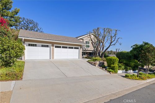 949 Falmouth St, Thousand Oaks, CA, 91362 | Card Image