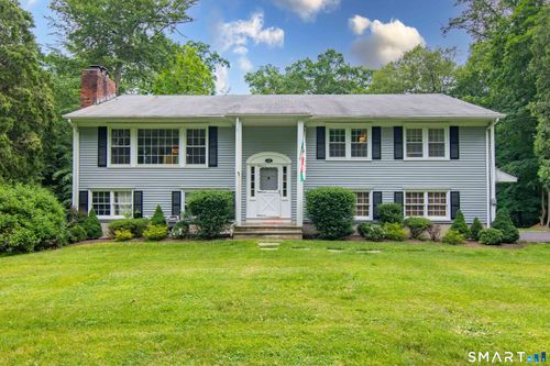 113 Dogwood Ln, Stamford, CT, 06903-4532 | Card Image