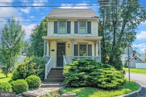 676 Jones Ave, LANSDALE, PA, 19446-5632 | Card Image
