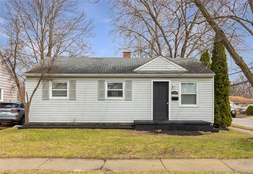 17204 Euclid Ave, Allen Park, MI, 48101-2829 | Card Image