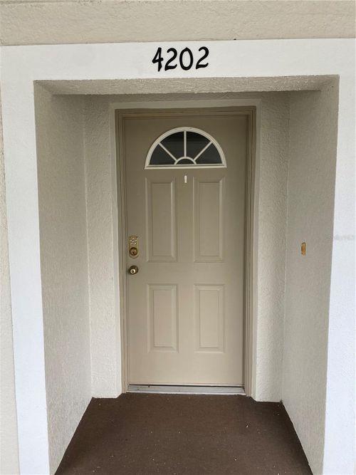 unit-4202-21146 Fountain View Ln, LUTZ, FL, 33558-5470 | Card Image