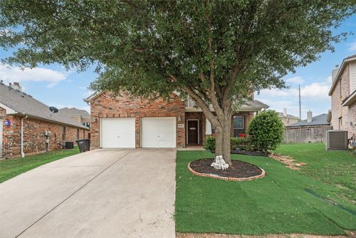 15704 Ringdove Ct, Roanoke, TX, 76262-3391 | Card Image