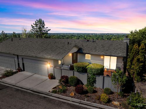 4915 N Bitterbrush Dr, Boise, ID, 83703-3805 | Card Image