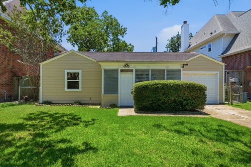 4403 Cynthia Street, Bellaire, TX, 77401 | Card Image