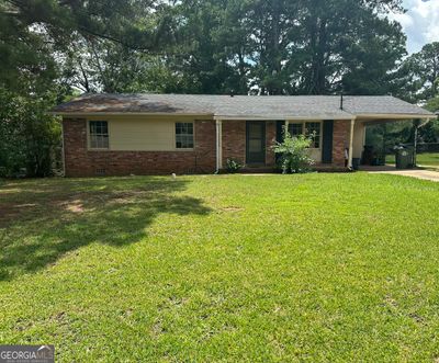 1110 Parkview Drive, House other with 3 bedrooms, 2 bathrooms and 2 parking in Griffin GA | Image 1