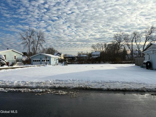 20 Elizabeth St, Whitehall, NY, 12887-1507 | Card Image