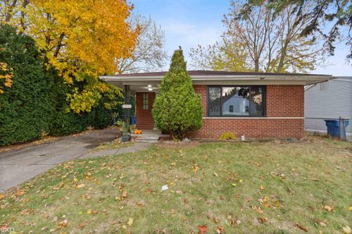 21746 Wellington Ave, Warren, MI, 48089-2825 | Card Image