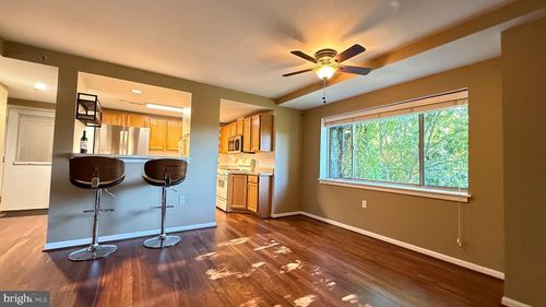 301-7981 Eastern Ave, SILVER SPRING, MD, 20910-4886 | Card Image