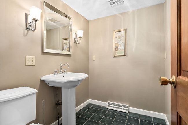 3 Newhall Ln, House other with 4 bedrooms, 3 bathrooms and 3 parking in Newburyport MA | Image 25