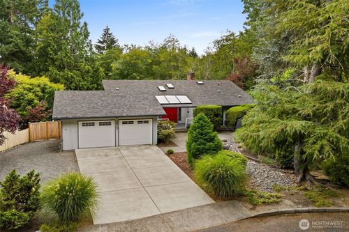1517 Briarwood Ct Nw, Olympia, WA, 98502-4003 | Card Image