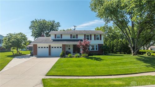 7018 Woodcroft Dr, Englewood, OH, 45322-2644 | Card Image