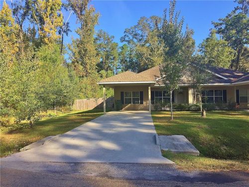 114 W Edwards St, Covington, LA, 70433-1624 | Card Image