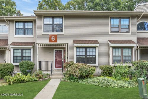 605 Santa Anita Ln, Toms River, NJ, 08755-1959 | Card Image