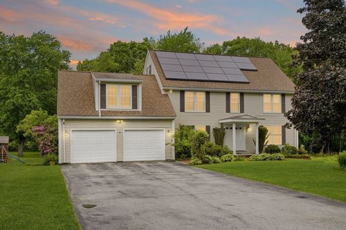 11 Balmoral Dr, Methuen, MA, 01844-1735 | Card Image