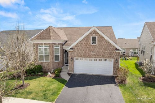 3857 Double Eagle Dr, Elgin, IL, 60124-0007 | Card Image