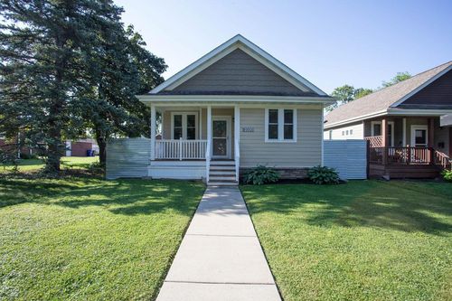 2220 Reaney Ave E, Saint Paul, MN, 55119-3950 | Card Image