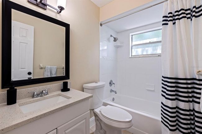 5733 66 Th Ln N, House other with 3 bedrooms, 1 bathrooms and null parking in St Petersburg FL | Image 16