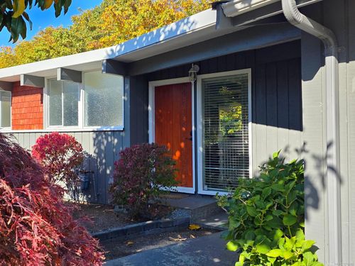 830 Beach Dr, Nanaimo, BC, V9S2Y3 | Card Image
