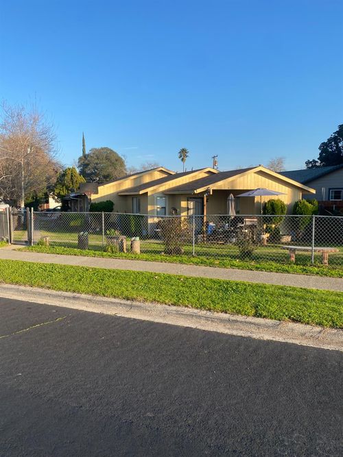 1015 Vernon Street, Roseville, CA, 95678 | Card Image